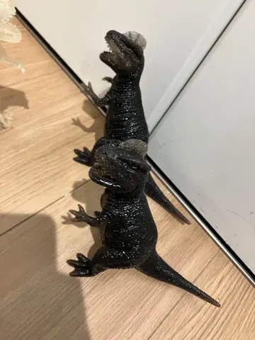 공룡 vs 드래곤 시크릿 2체