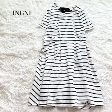 잉그 백리본 보더 원피스 반팔 허리 절개 턱 걸리시