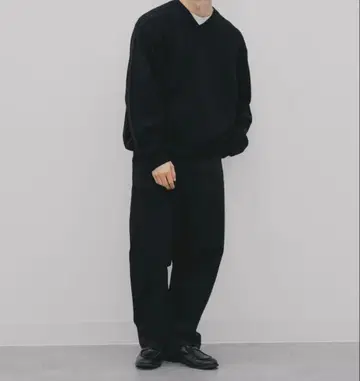 귀한 단종! 즉시 완판 XL UNIQLO C 릴랙스 V넥 스웨터 블랙