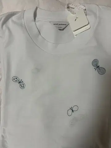 미나 페르호넨 티셔츠 컷소 미사용