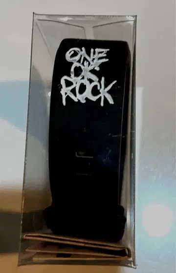 원 오케이 록 리스트워치 미개봉 새상품 블랙