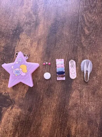 키키라라 별 모양 케이스 포함 재봉 잡화 세트