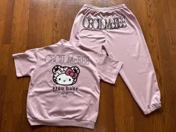 3/31 처분 [ Avail ] 세실 맥비 x 헬로키티 셋업