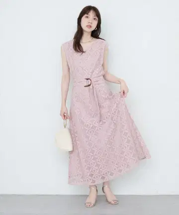 natural couture 허리 벨트 포함 컬러 레이스 원피스