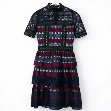 셀프 포트레이트 원피스 UK4