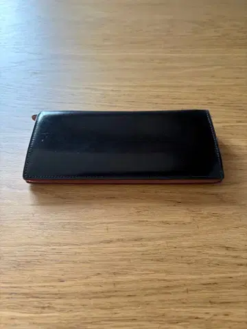 GANZO 블랙 코도반 장지갑