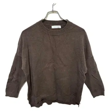 CECIL McBEE 세실 맥비 부드러운 크루넥 니트 브라운