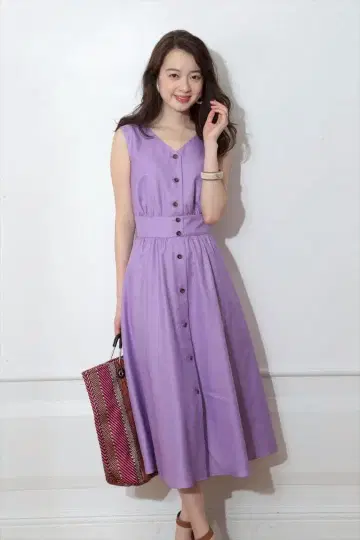 JUSGLITTY 컬러 턱 민소매 원피스