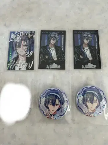 갸우르후 코야나기 로우 캔뱃지 폴라로이드 사인 묶음 판매 니지산지