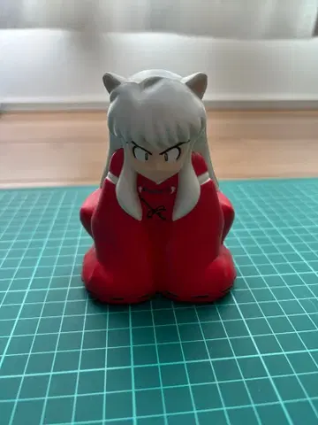 이누야샤 오샤베리 피규어