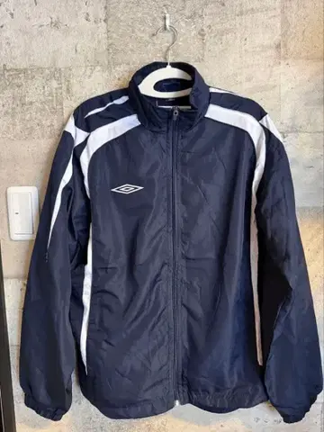 Umbro 나일론 자켓 네이비 미사용 택 포함