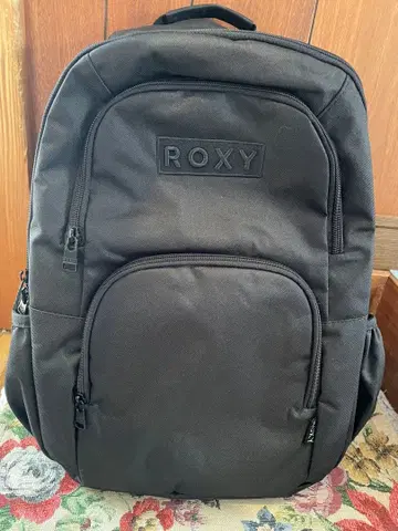 ROXY 블랙 백팩 30L