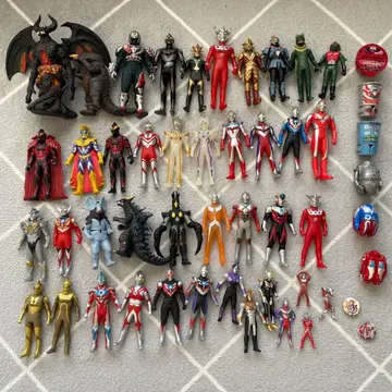 울트라맨 시리즈 피규어 묶음 판매