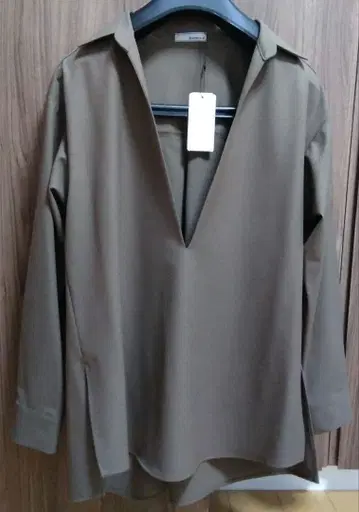 BEATRICE 베아트리스 심플 오버 셔츠 택 포함