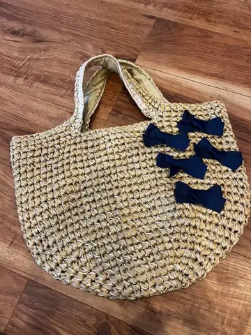 로라 애슐리 네이비 리본 포함 바스켓백