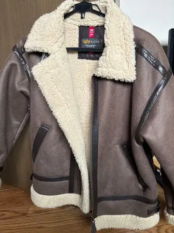 ALPHA INDUSTRIES 1959 무스탕 코트 M