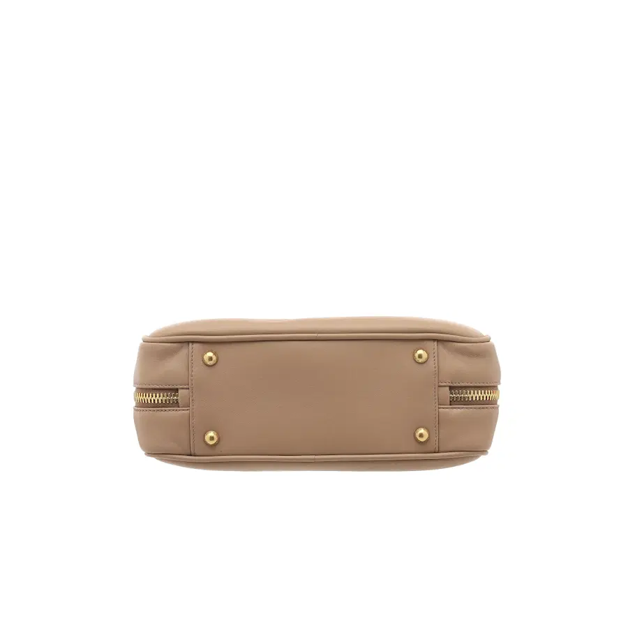 Miu Miu Arcadie 中号皮革手袋