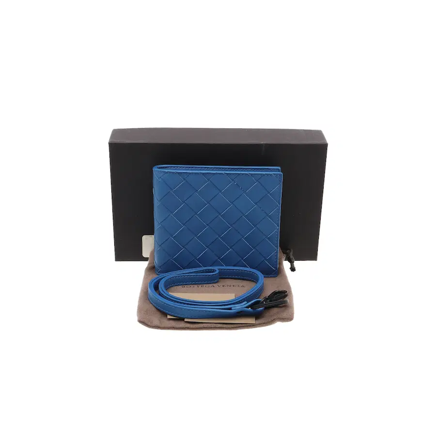 宝缇嘉 (Bottega Veneta) Intrecciato 翻盖短款钱包