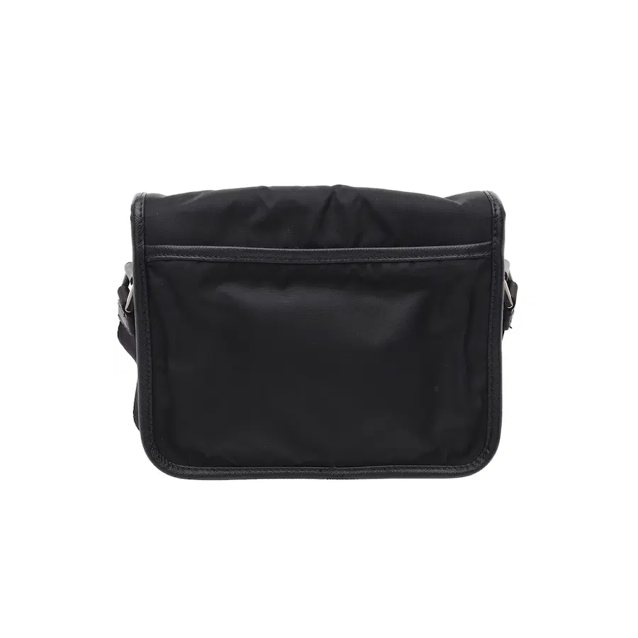 Prada Saffiano & Re-Nylon 单肩包