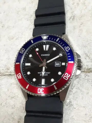 작동품 새상품급 CASIO MDV-107 펩시 DURO