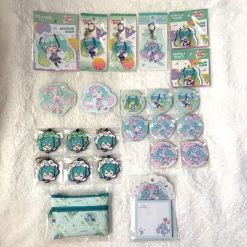 하츠네 미쿠 스티커 아크릴 키링 캔뱃지 고무 마그넷 메모 파우치