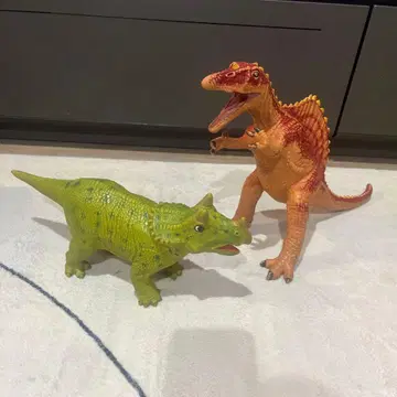공룡 피규어 세트 트리케라톱스 스피노사우루스