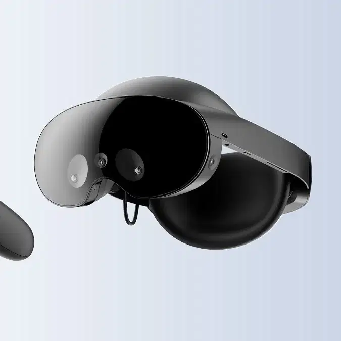 메타 퀘스트 프로 VR 헤드셋 + 컨트롤러 / 충전독