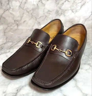 새상품급 REGAL JV85 비트 로퍼 금장 장식 24.5