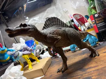 본심난개 nanmu 스피노사우루스 피규어 공룡