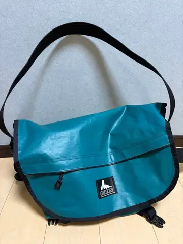 USA제 GREGORY 메신저 백 그레고리 에메랄드 그린