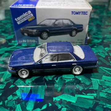 토미카 리미티드 빈티지 로럴 미니카