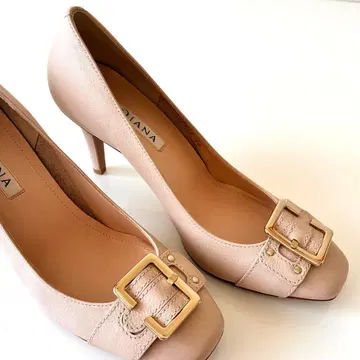 [컨디션 최상] DIANA 다이애나 펌프스 24cm 베이지 버클 골드