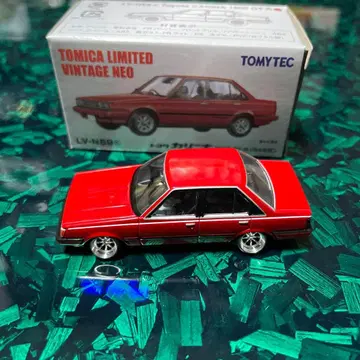 토미카 리미티드 빈티지 카리나 미니카