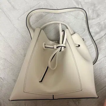 frayid 리본 백 화이트