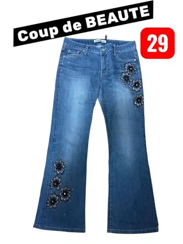 Coup de BEAUTE 플라워 자수 플레어 데님 팬츠 29