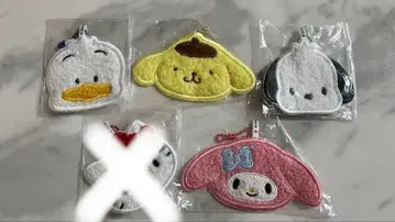 산리오 캐릭터즈 minimini 러그 매트풍 키링 4개 세트