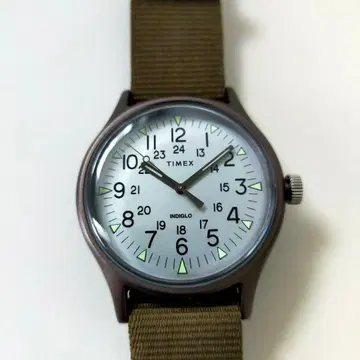 TIMEX MK1 알루미늄 TW2T10500 올리브/실버