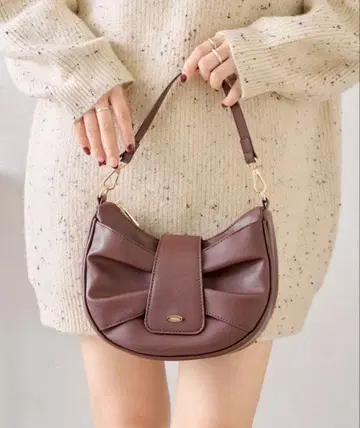 Chico 리본 모티브 서클 백 레드