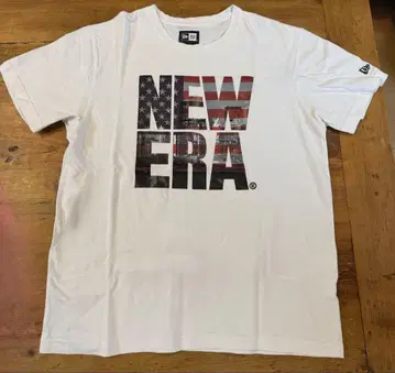 NEW ERA 로고T셔츠