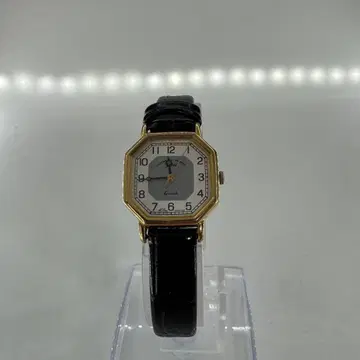 [ 오리엔트 ] 골드 팔각형 쿼츠 손목시계