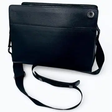 MONTBLANC 몽블랑 스퀘어 가죽 숄더백 천연 가죽 블랙