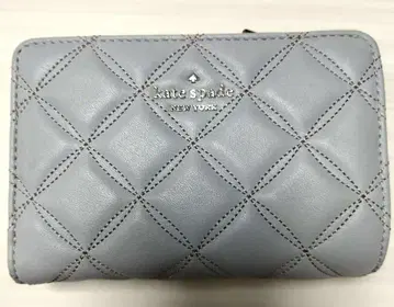 컨디션 최상! Kate Spade 그레이 퀼팅 접이식 지갑