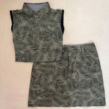 올리브 그린 잎 패턴 폴로 스커트 세트