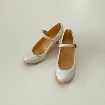 화이트 스트랩 슈즈 momoko 인형 세키구치 펫 웍스