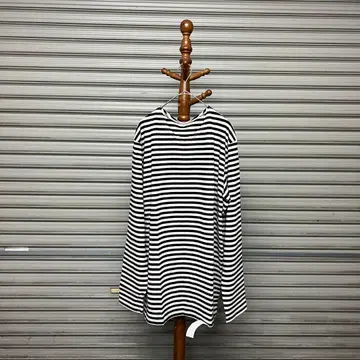 deadstock 러시아군 보더 긴팔 셔츠 블랙 x 미색 바스크 셔츠