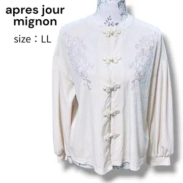 [ 새상품급 ] apres jour mignon 블라우스 자수 차이나버튼