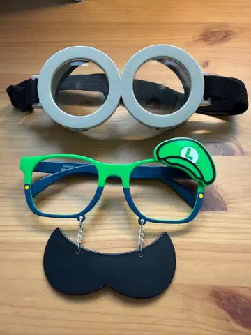 유니버셜 USJ 루이지 미니언 안경 세트