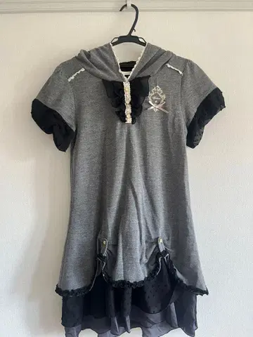 axes femme 후드 부착 리본 레이스 드레스