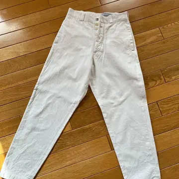 YAECA 화이트 코튼 테이퍼드 팬츠