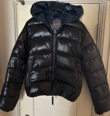 DUVETICA 후드 부착 다운 자켓 40 블랙